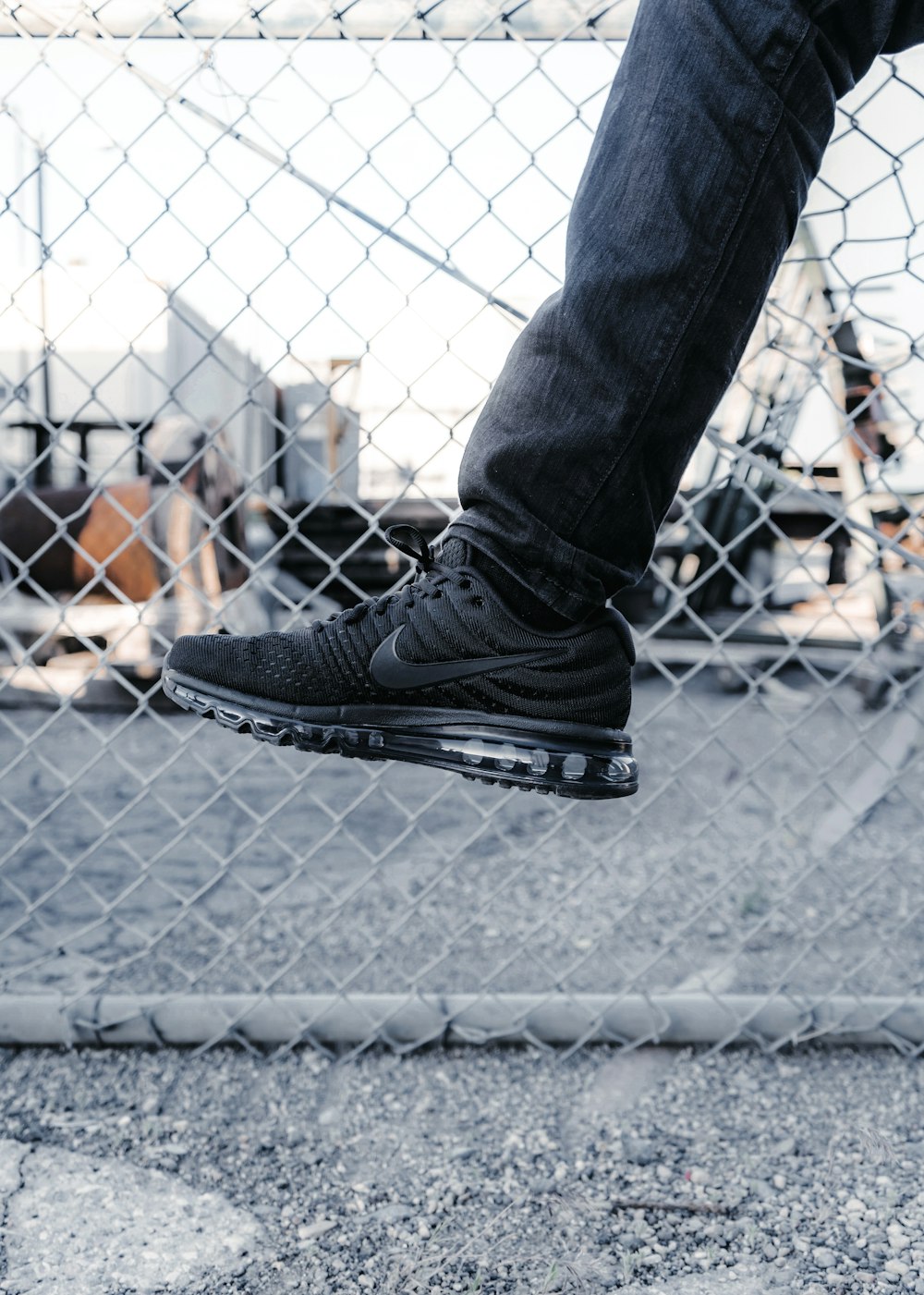 person wearing black Nike running shoe photo – Free United states Image on  Unsplash