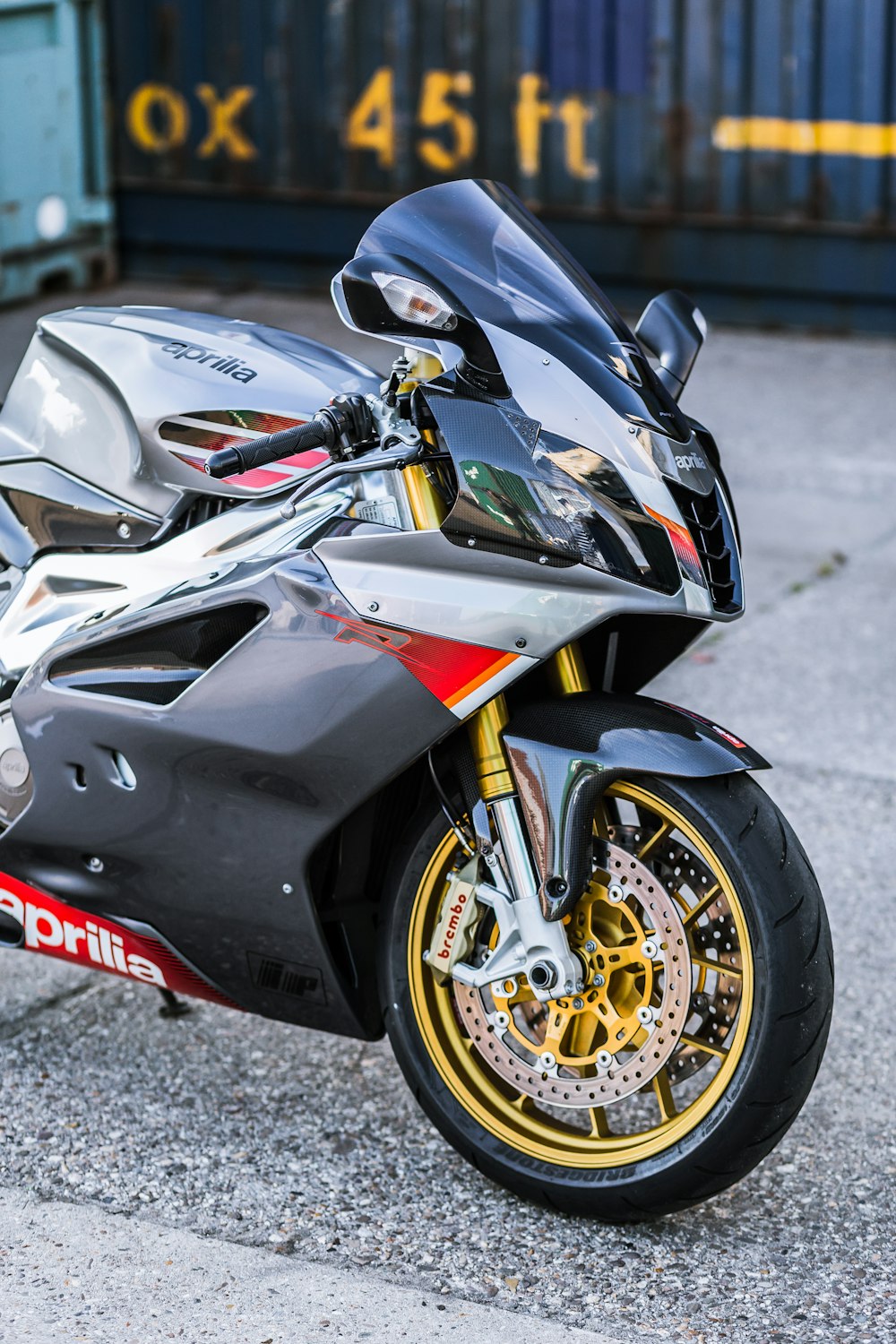 black and gray sportbike