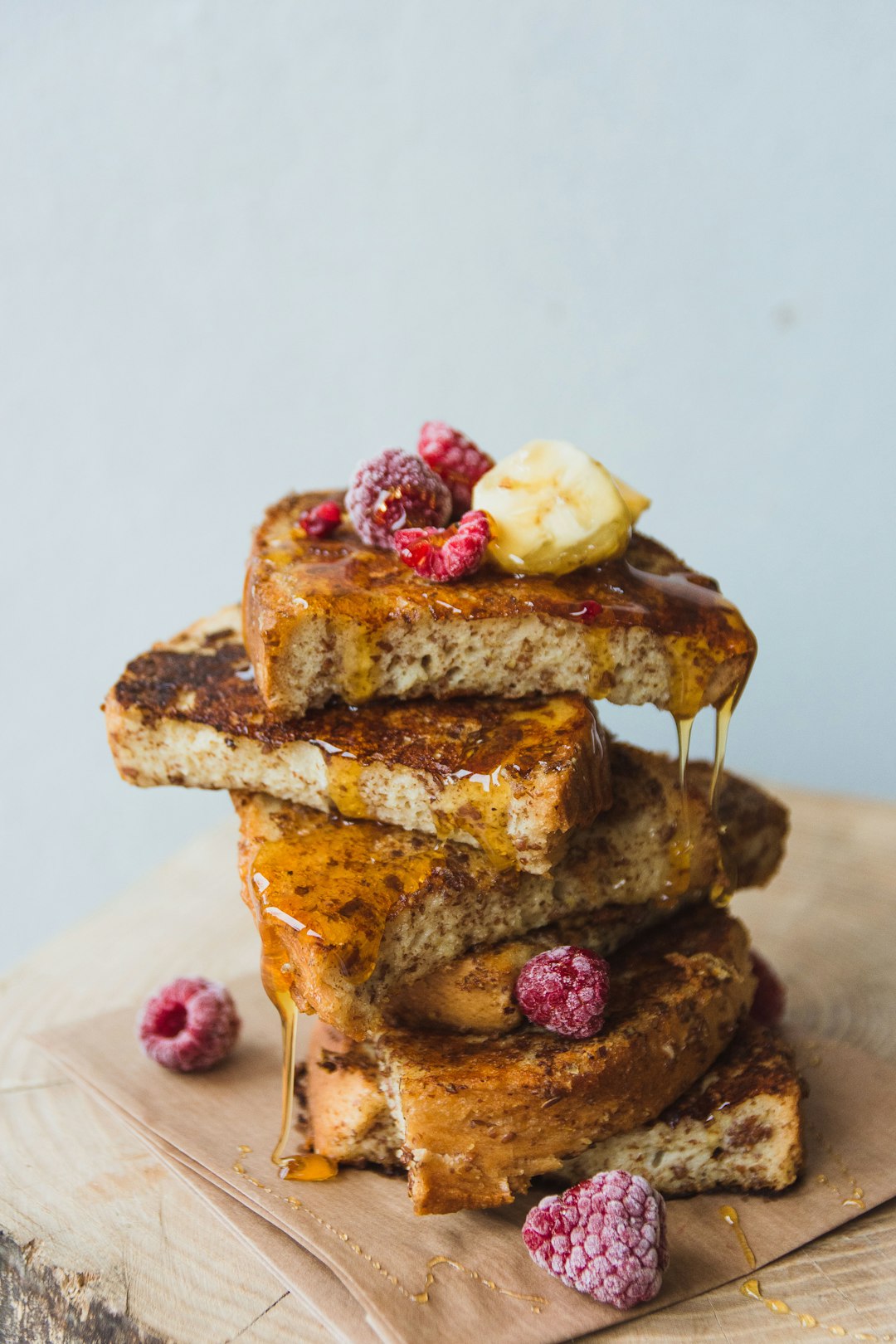 pancake with raspberry and honey