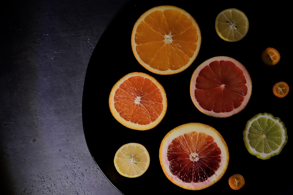 sliced citrus fruits