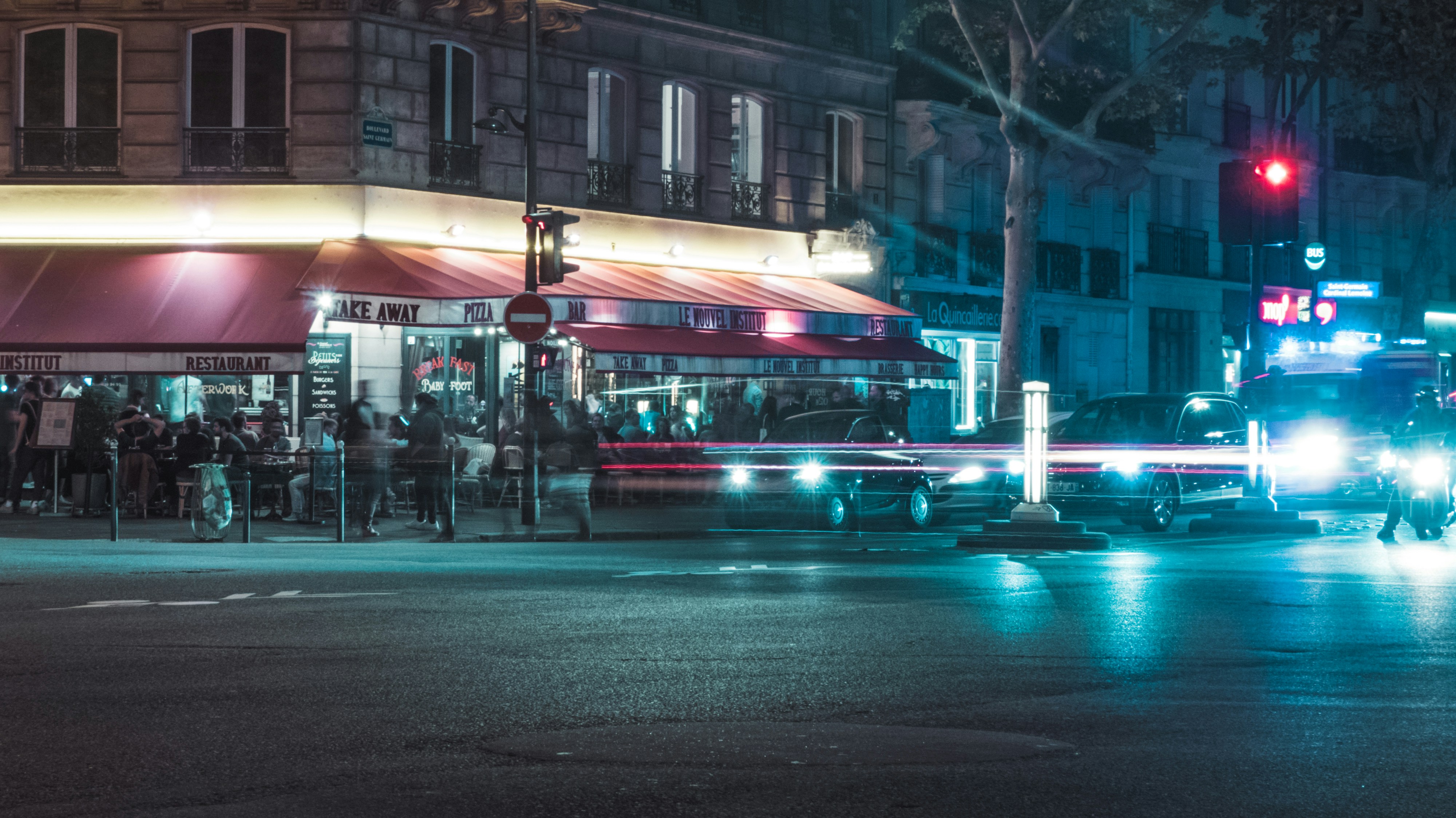 Photo by valentinlacoste