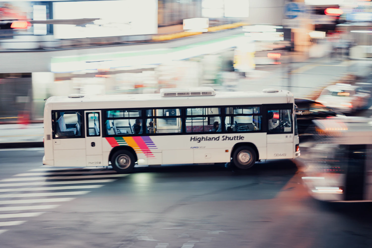 Passenger coach bus