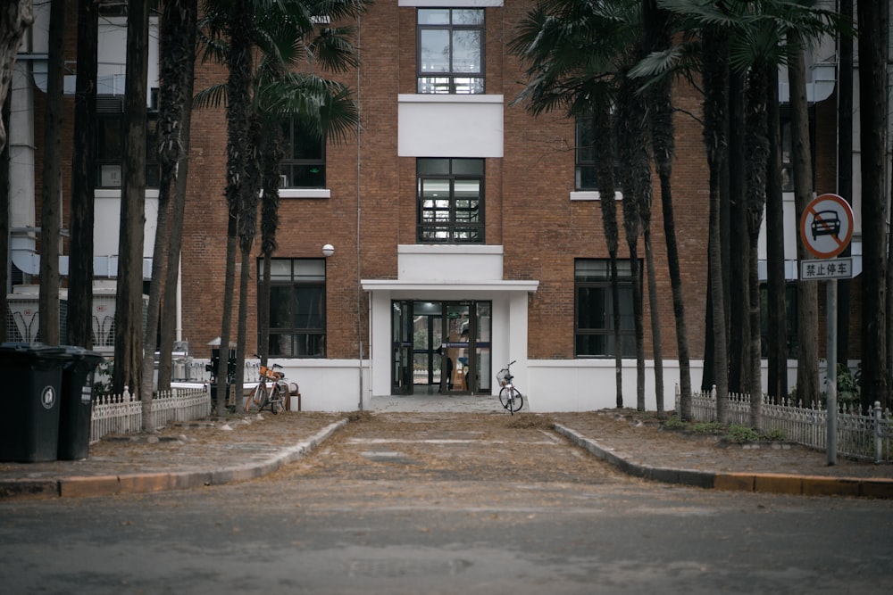 bicycle parked near concrete building