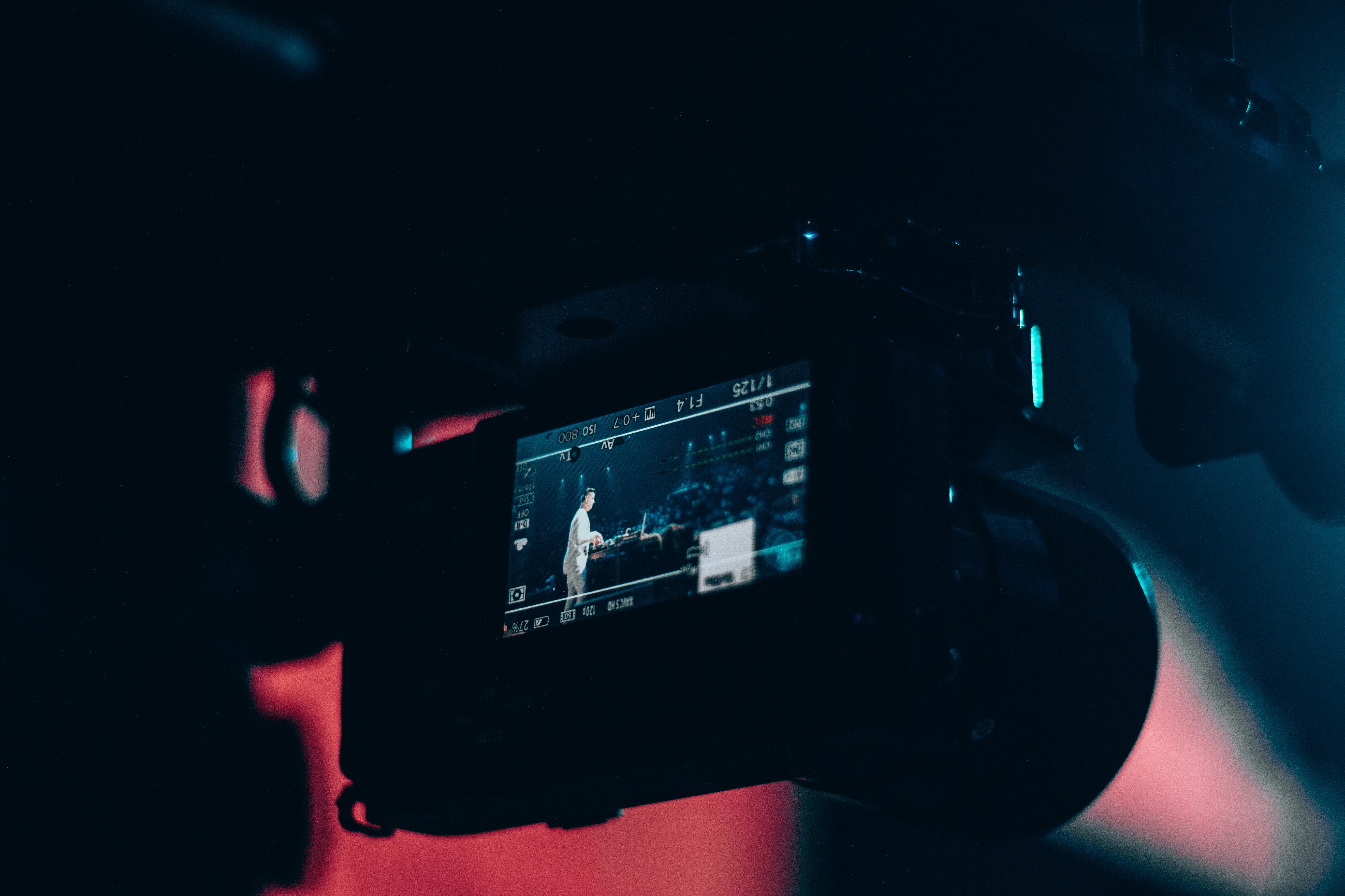 Photo by miguelherc96