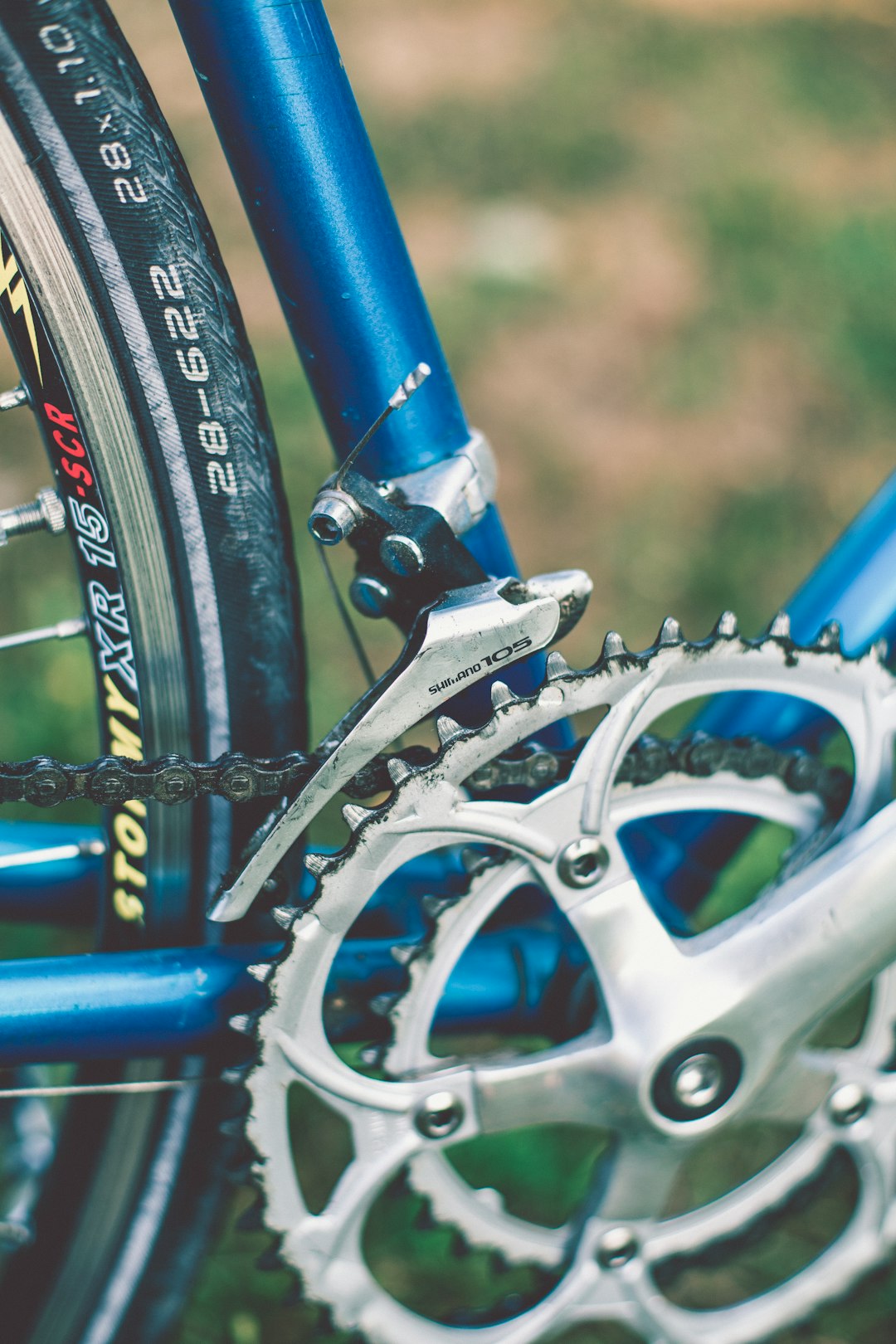 closeup photo of bicycle cogset