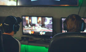 How much does it cost to set up a gaming lounge?