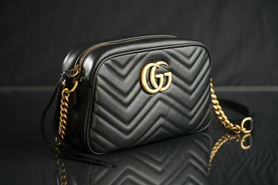 Small crossbody bag women leather neutral elegant style