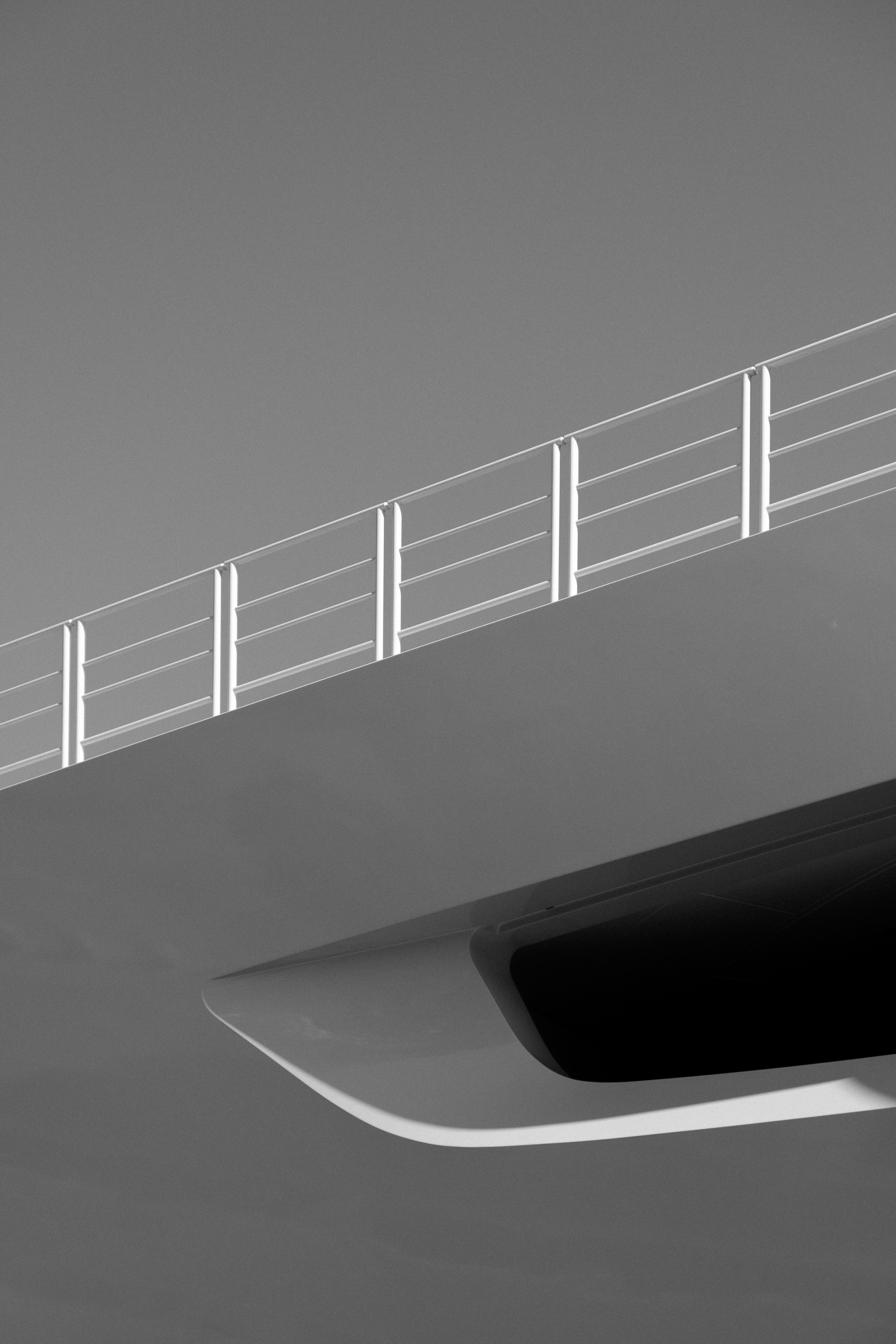 Photo by alexsafareli