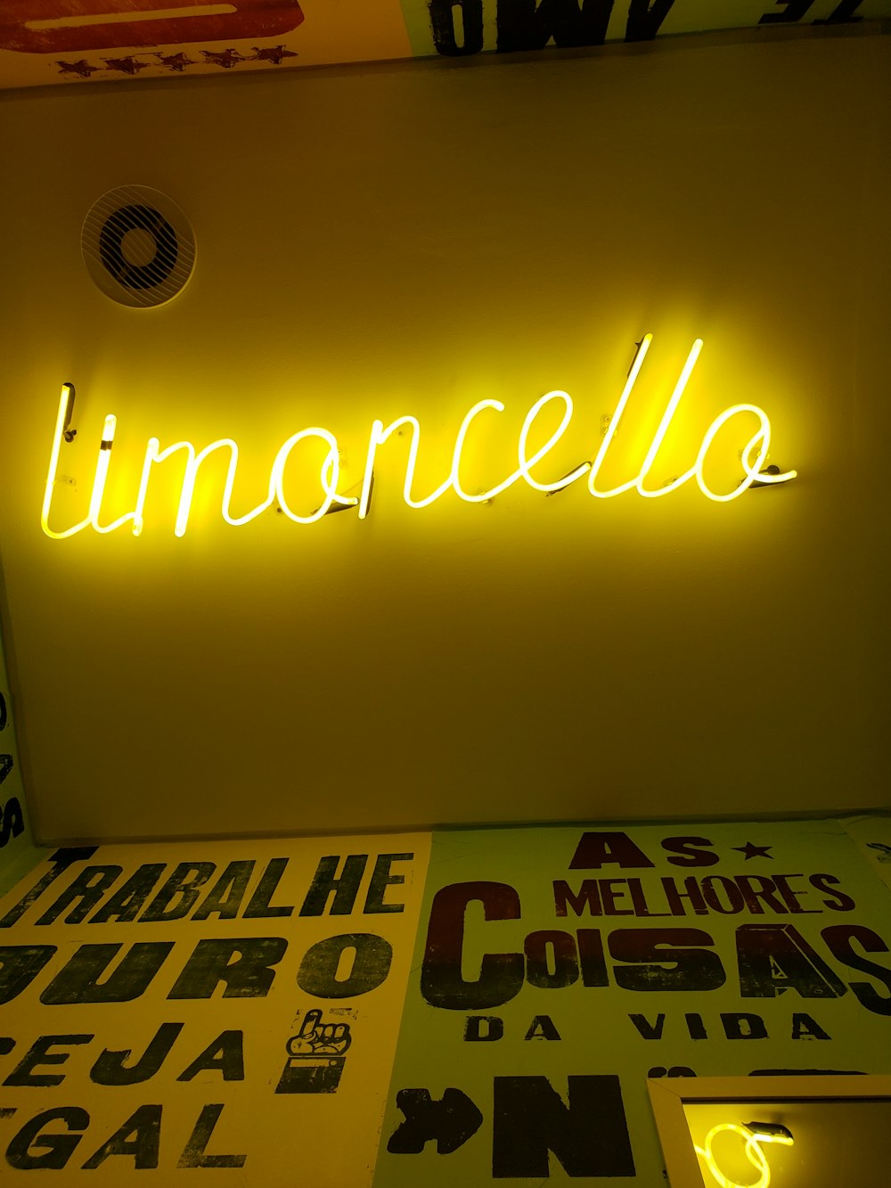 Limoncello neon light signage