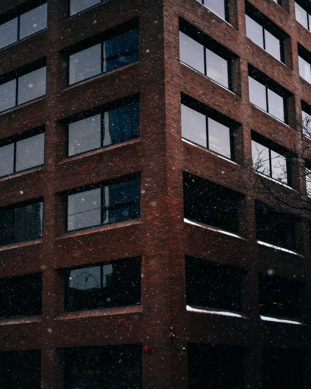 brown concrete building