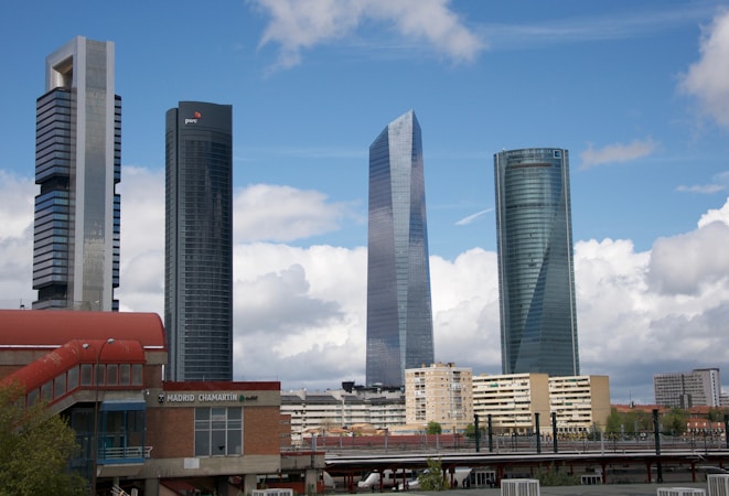 Guía Práctica para Disfrutar de Madrid: Experiencias y Actividades