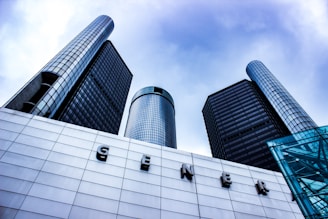 Gener curtain wall building during daytime