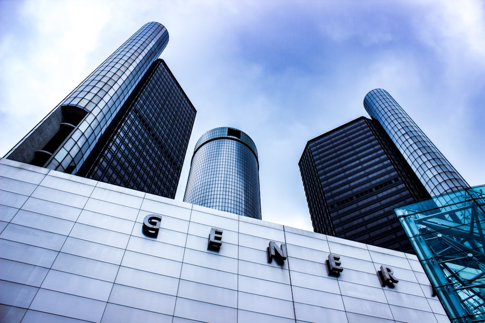 Gener curtain wall building during daytime