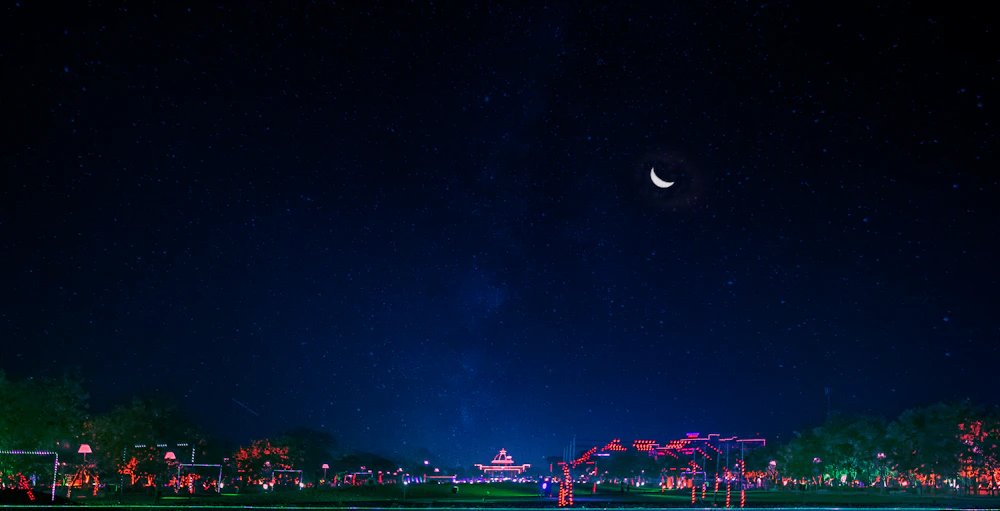 Karwa Chauth Wishes That Are Worth Sending — photograph 2