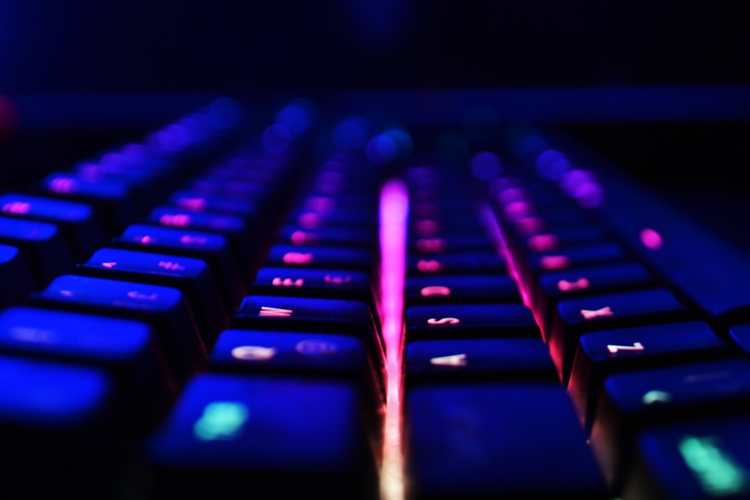 What are the benefits of the Hybrid Cloud?