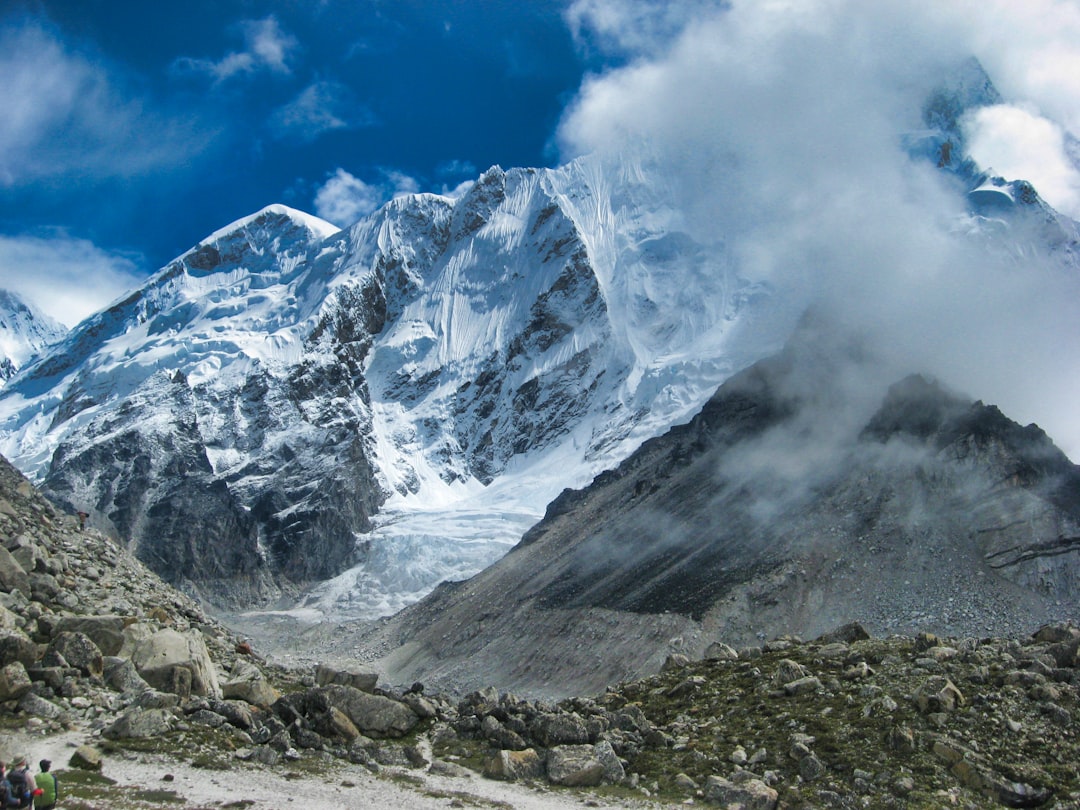 white covered mountain,
