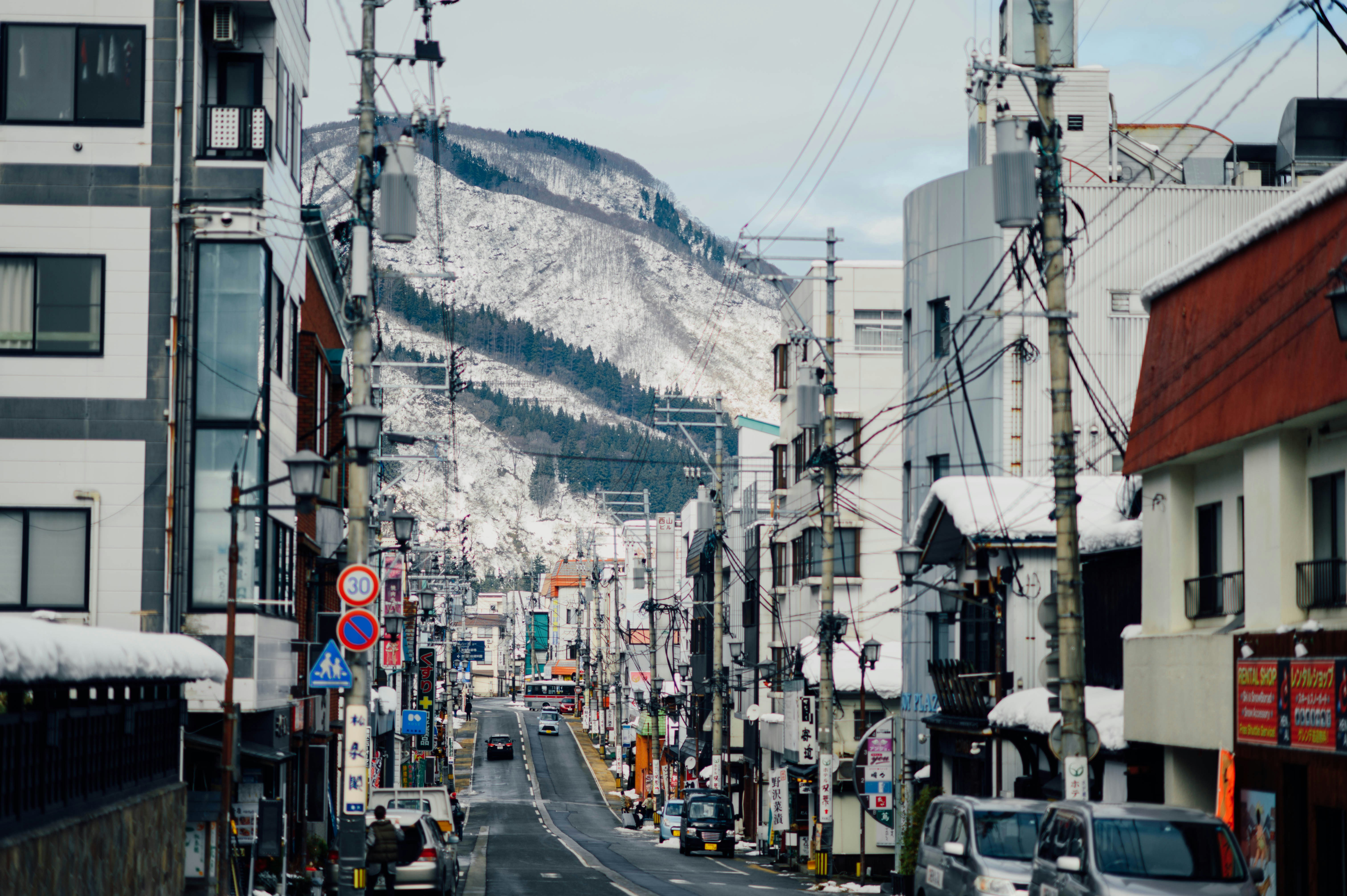 Photo by chuttersnap