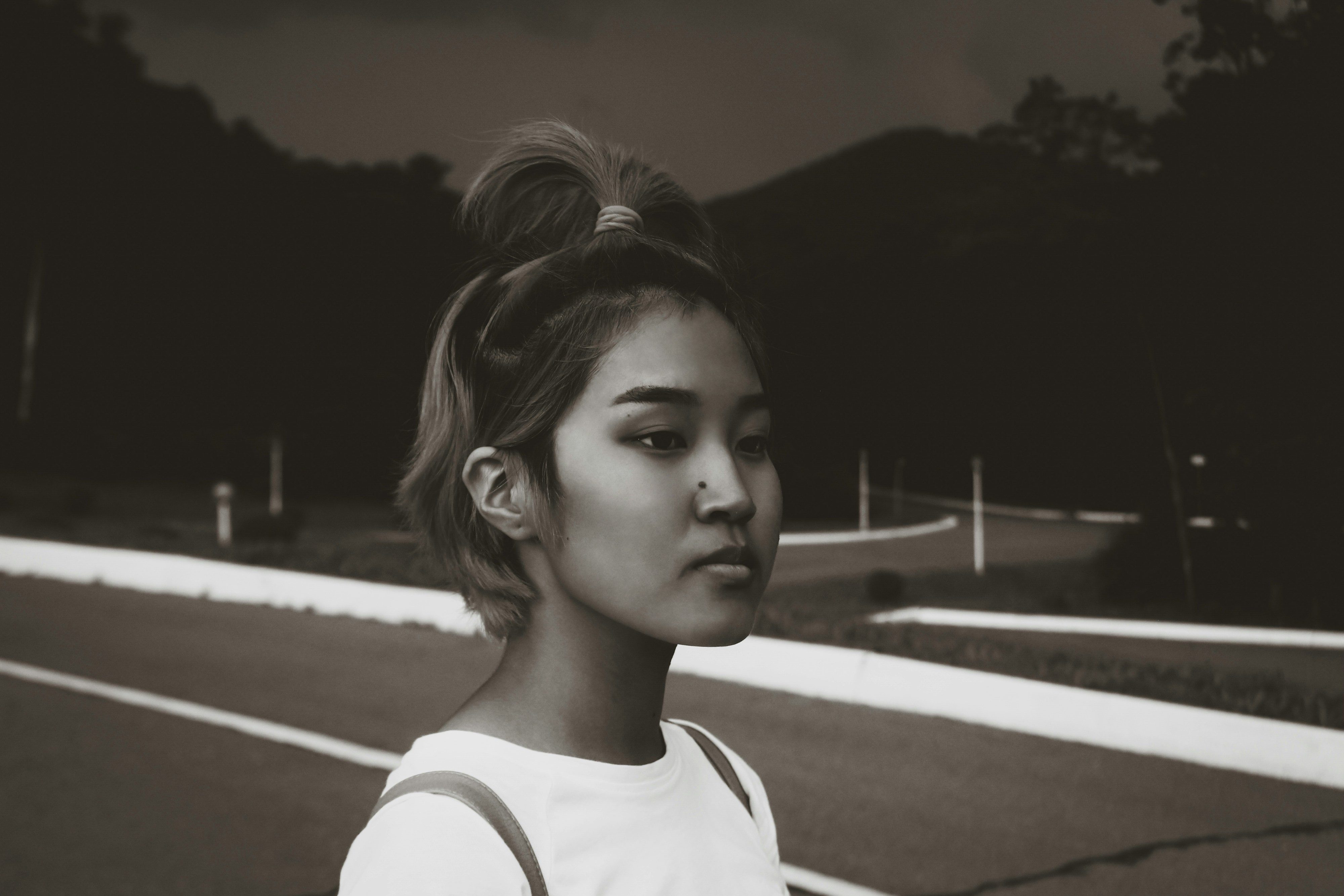 What Monosemantic Features Reveal About Internal World Models