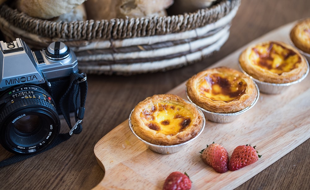 baked pie beside slice strawberries