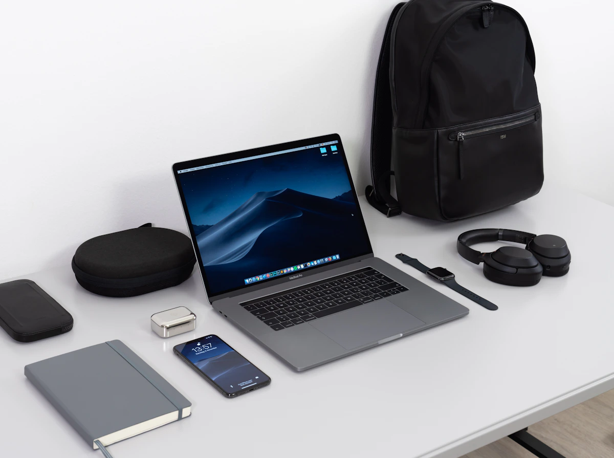 Everyday Laptop Backpack alternate view