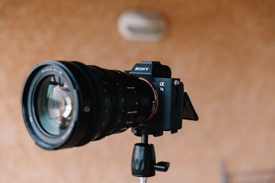 black Sony DSLR camera close-up photography