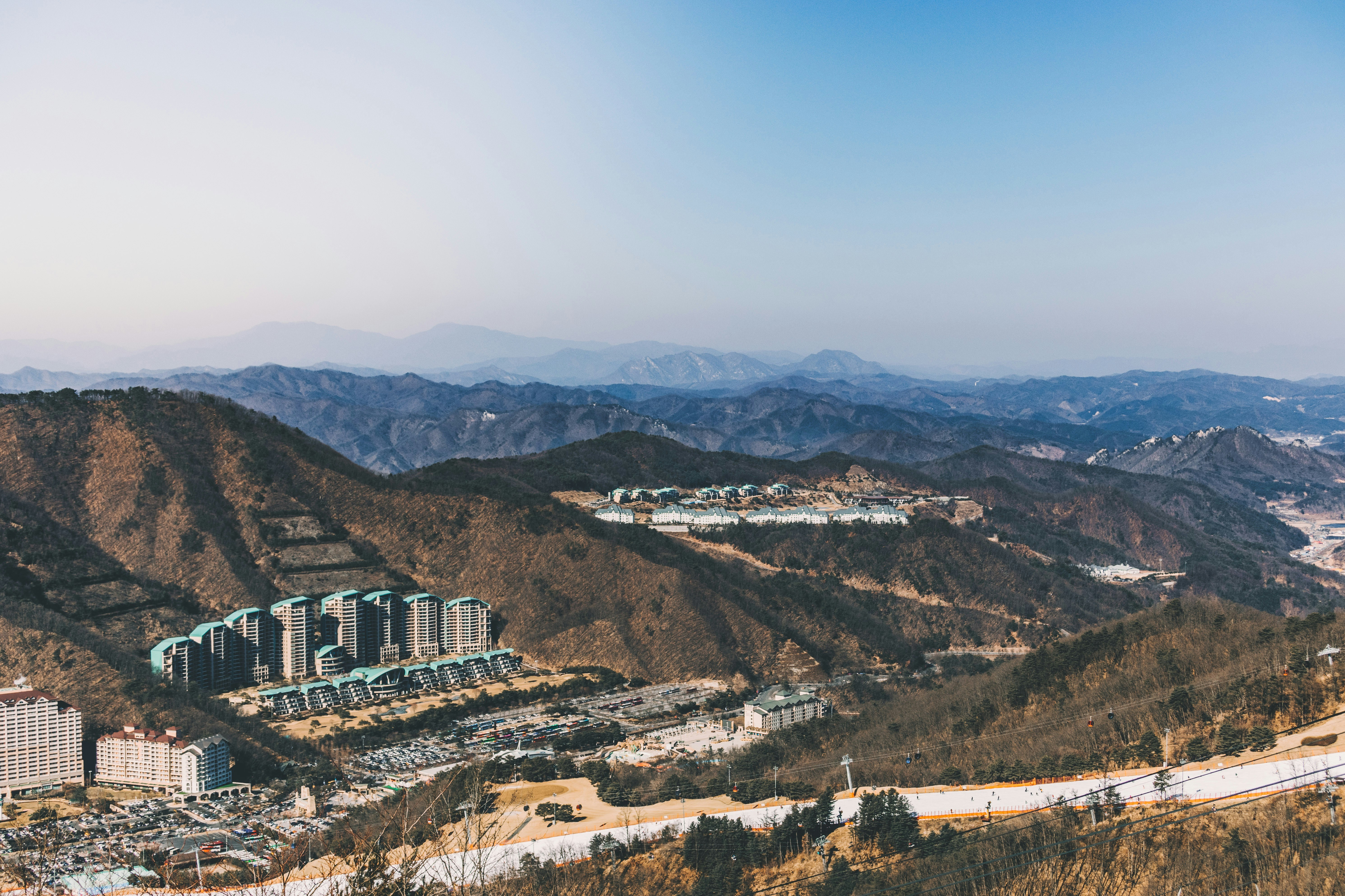 bird's-eye-view photo of mountains