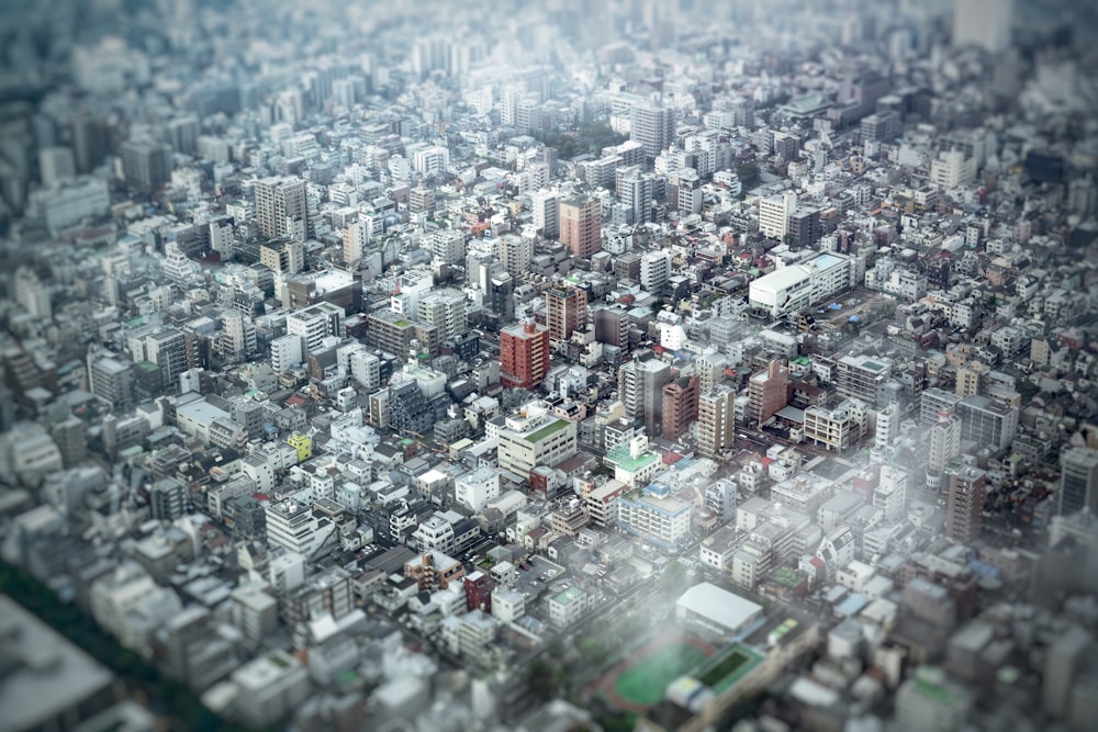 Fotografía aérea de edificios de la ciudad