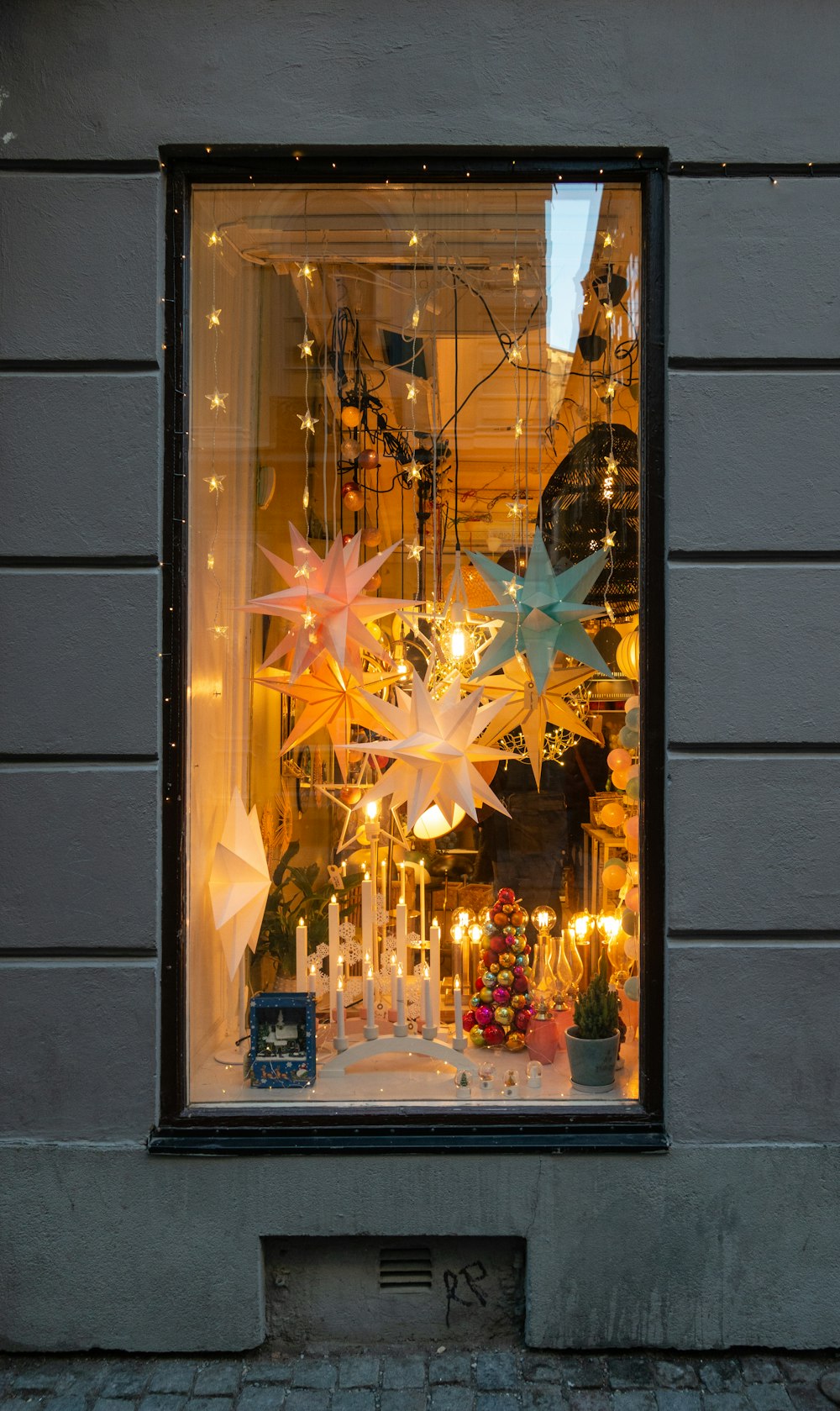 lighted star ornament inside room