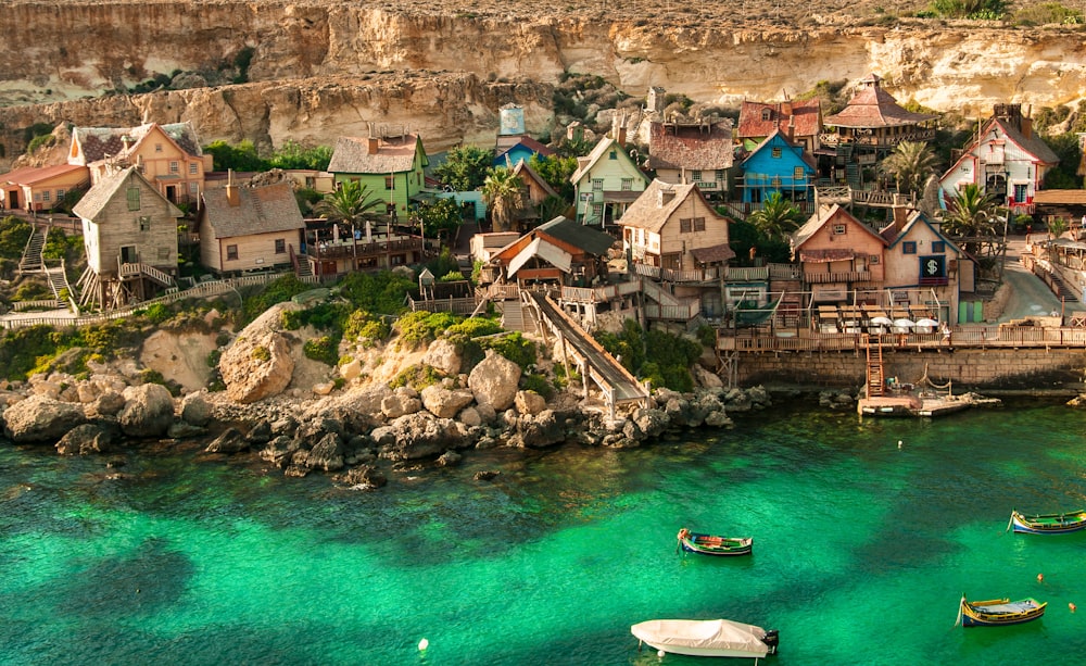 Vista dall'alto dello specchio d'acqua