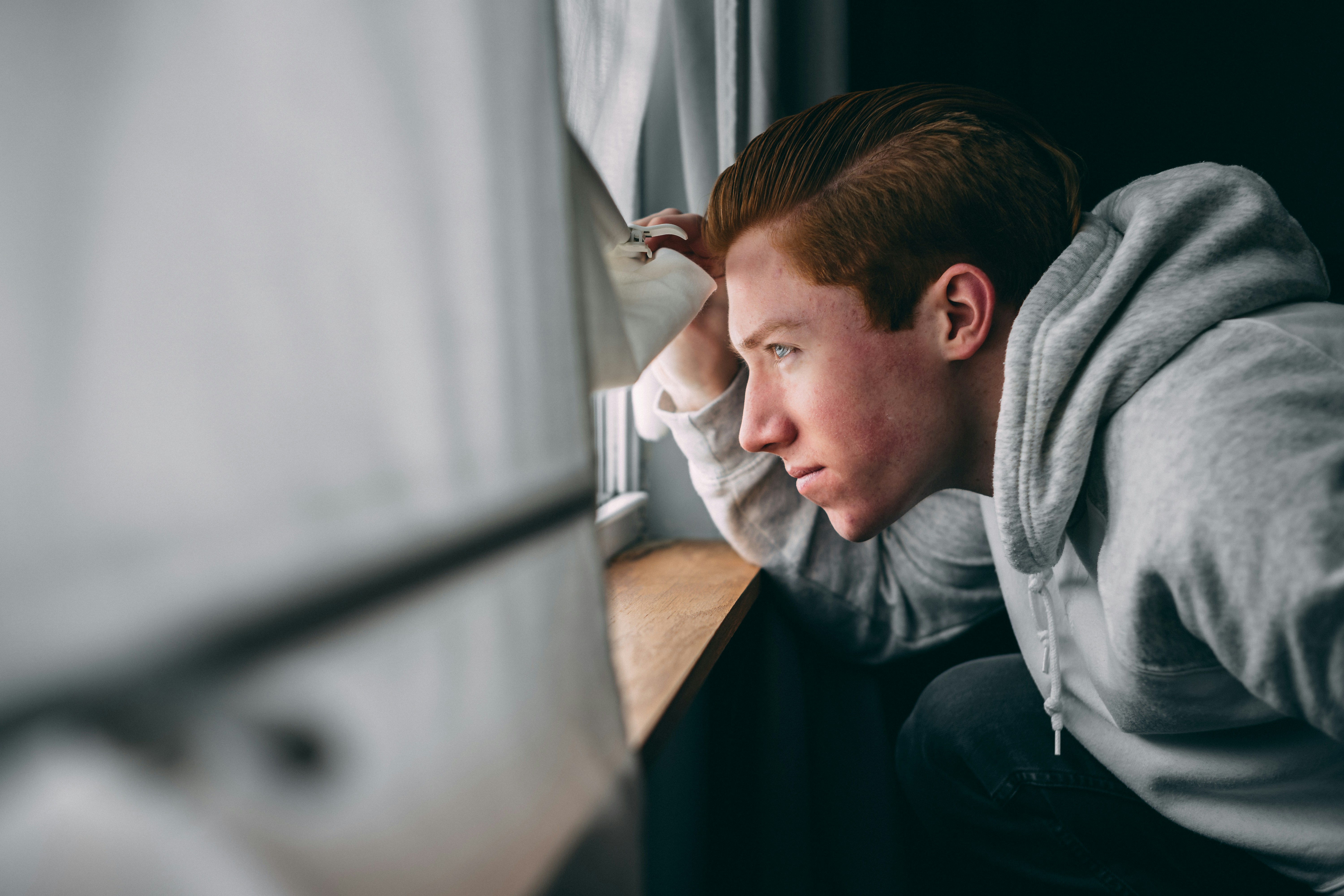Sad Songs on Shuffle: How Sharing Your Grief Playlist Became the New Emotional Résumé