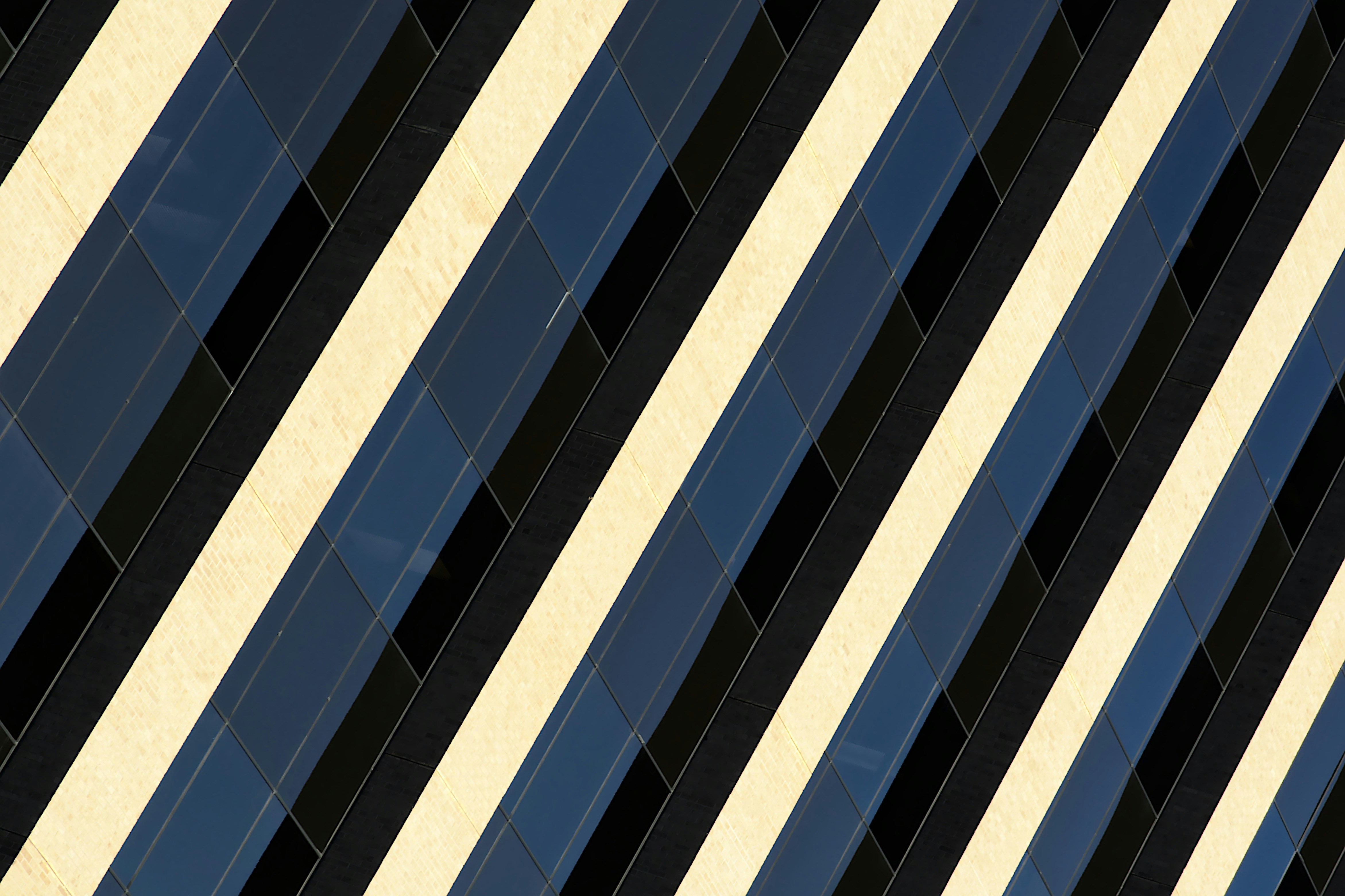 Définition de suprastructure | Dictionnaire français | La langue française