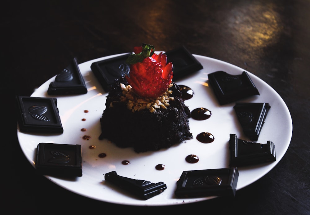 plate of chocolate cake