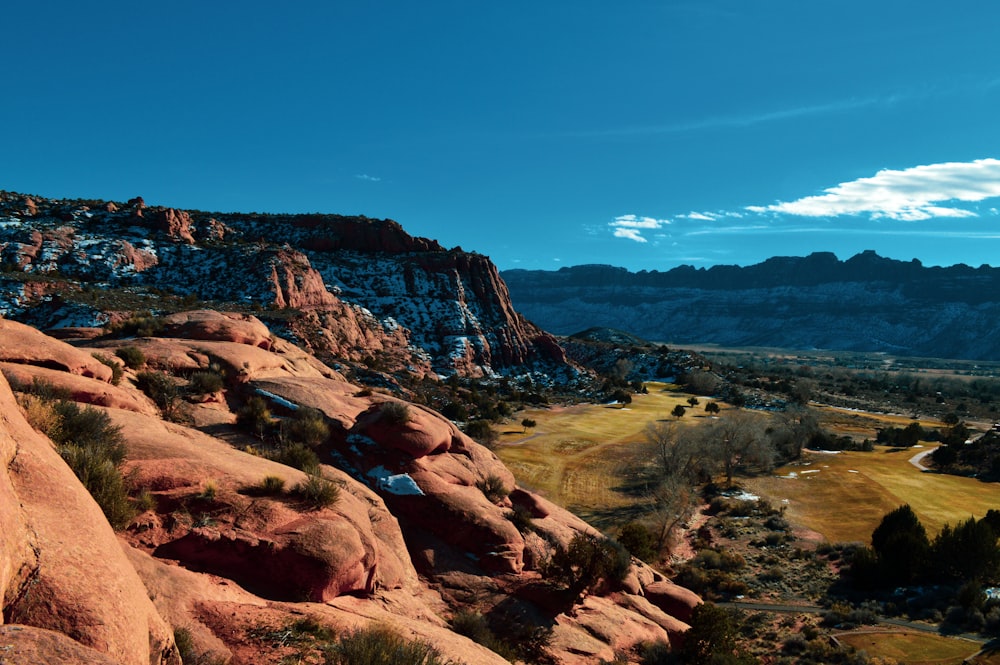 aerial photography of mountain during daytime