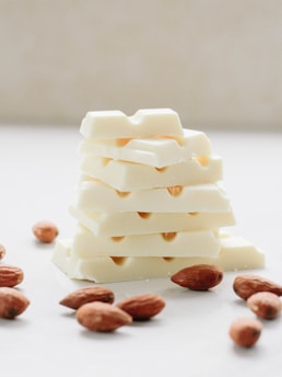 shallow focus photo of brown peanuts