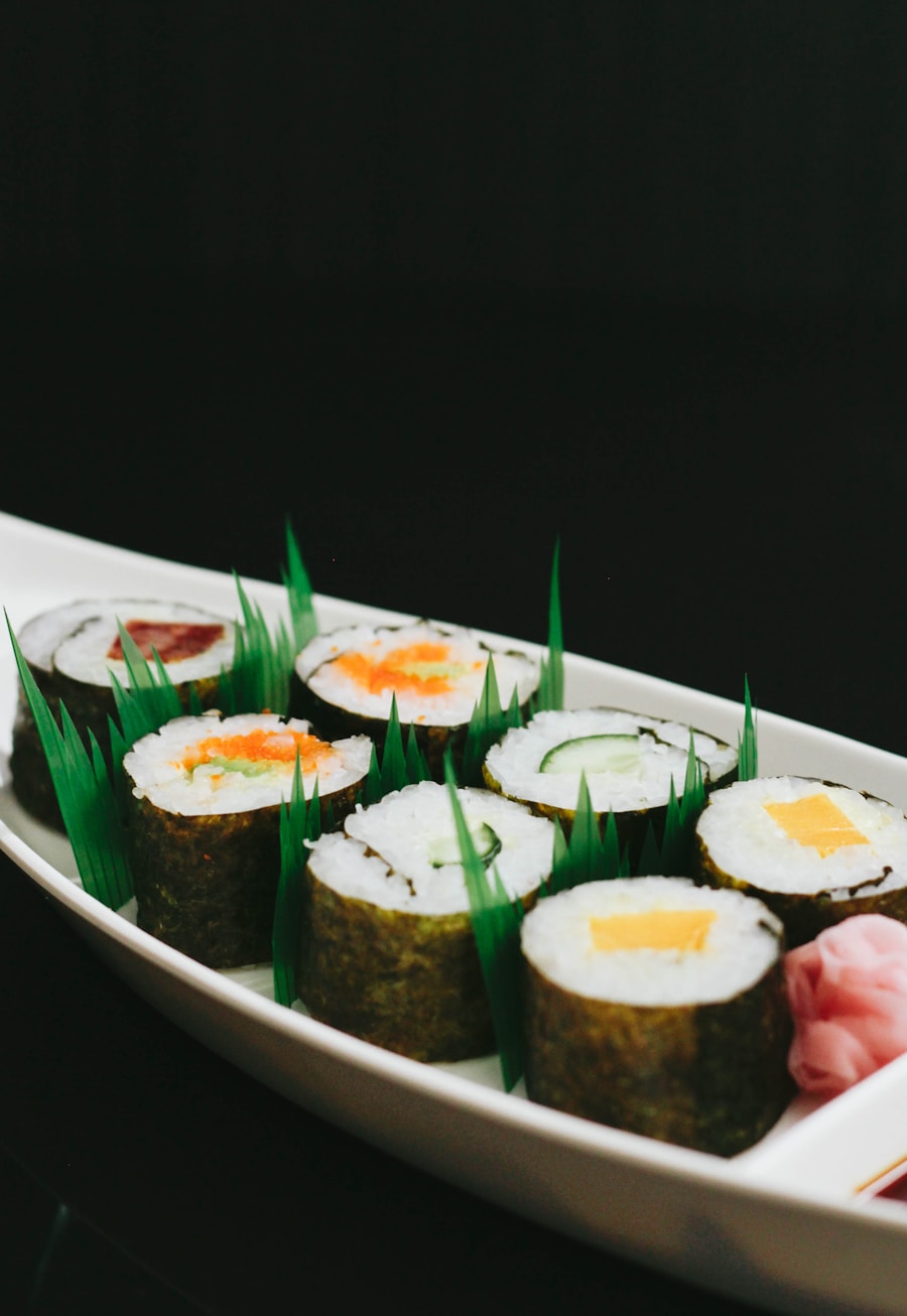Maki sushi rolls