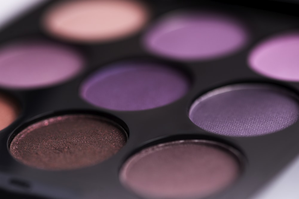 brown and purple eyeshadow palette