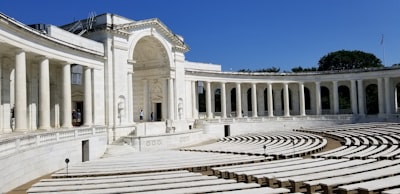 Memorial Amphitheater - От North Point, United States
