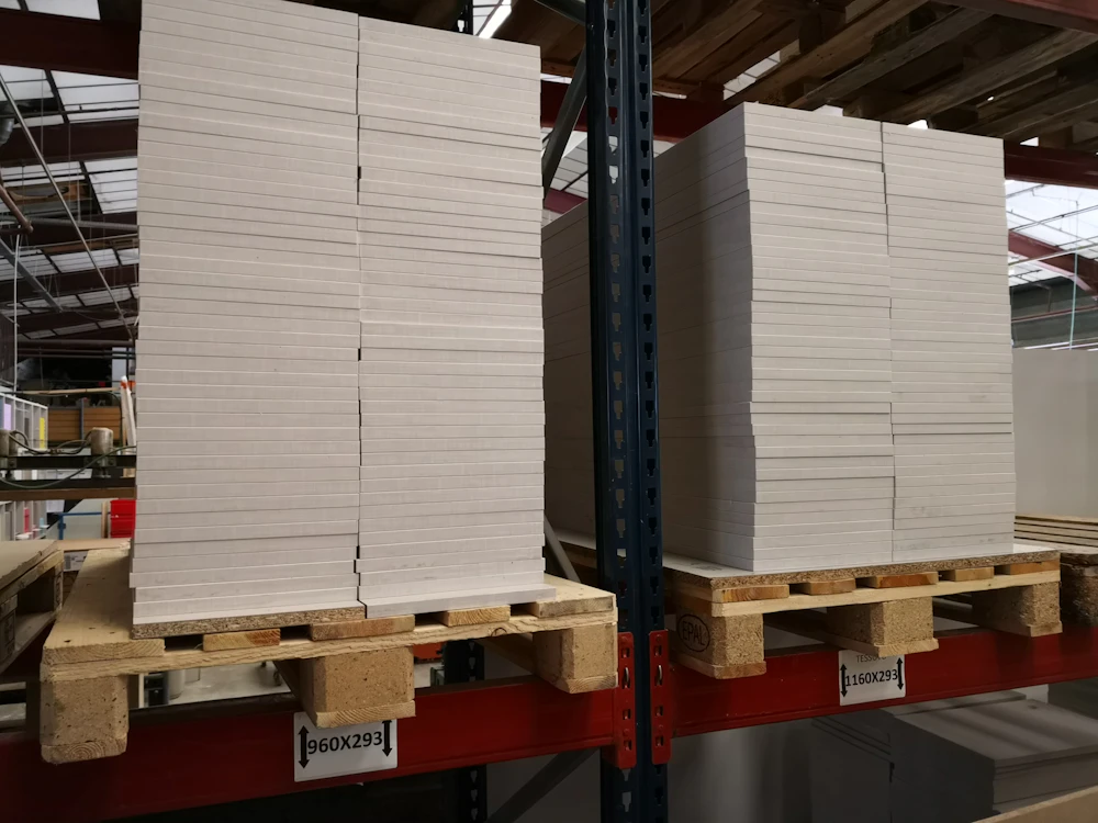 Plywood ahşap levha istifi