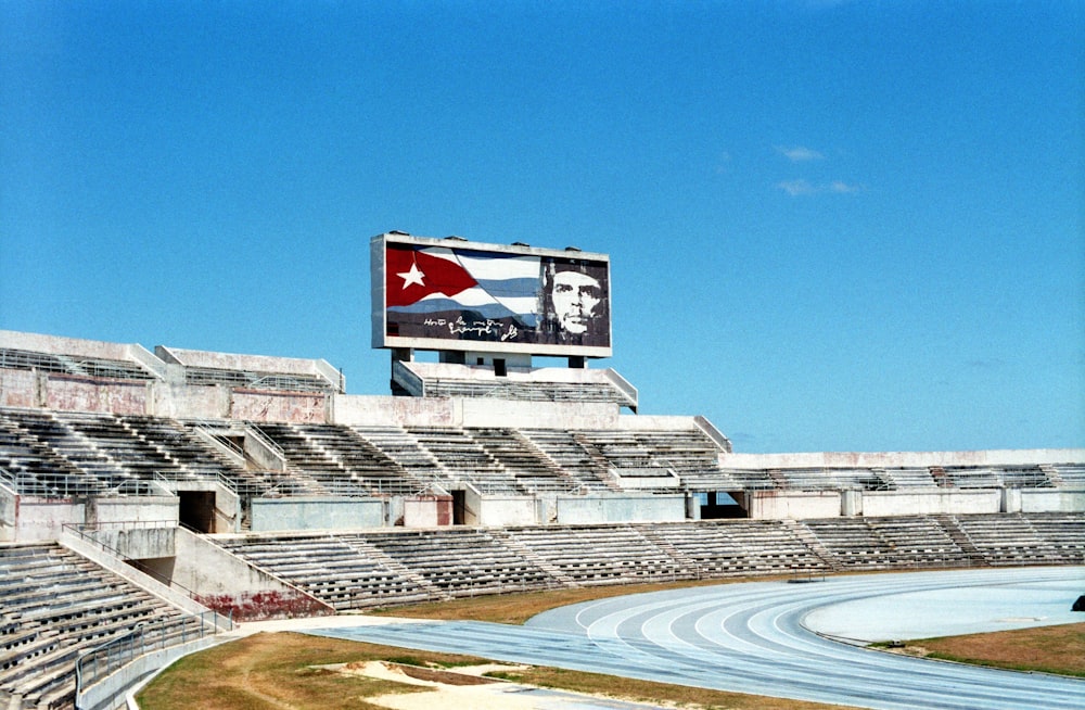 Cartaz de Che Guevara no estádio