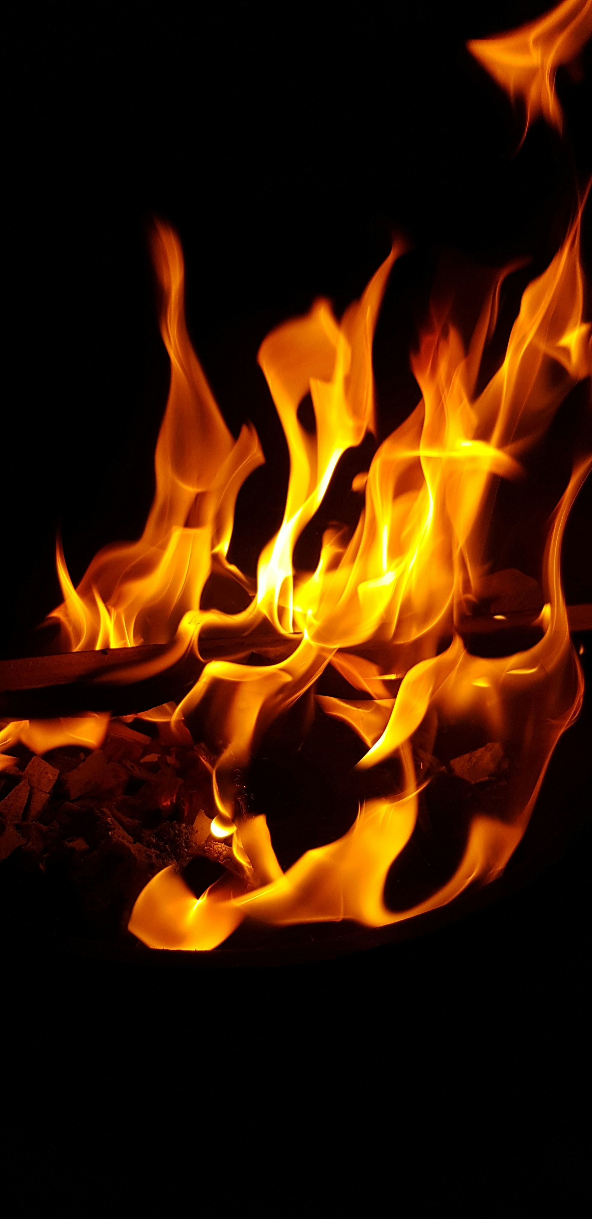 燃える火の写真 Unsplashの無料火写真