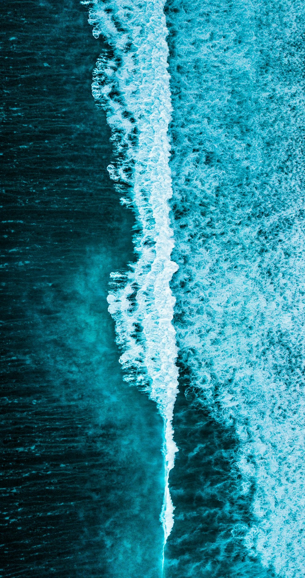 aerial photography of ocean waves