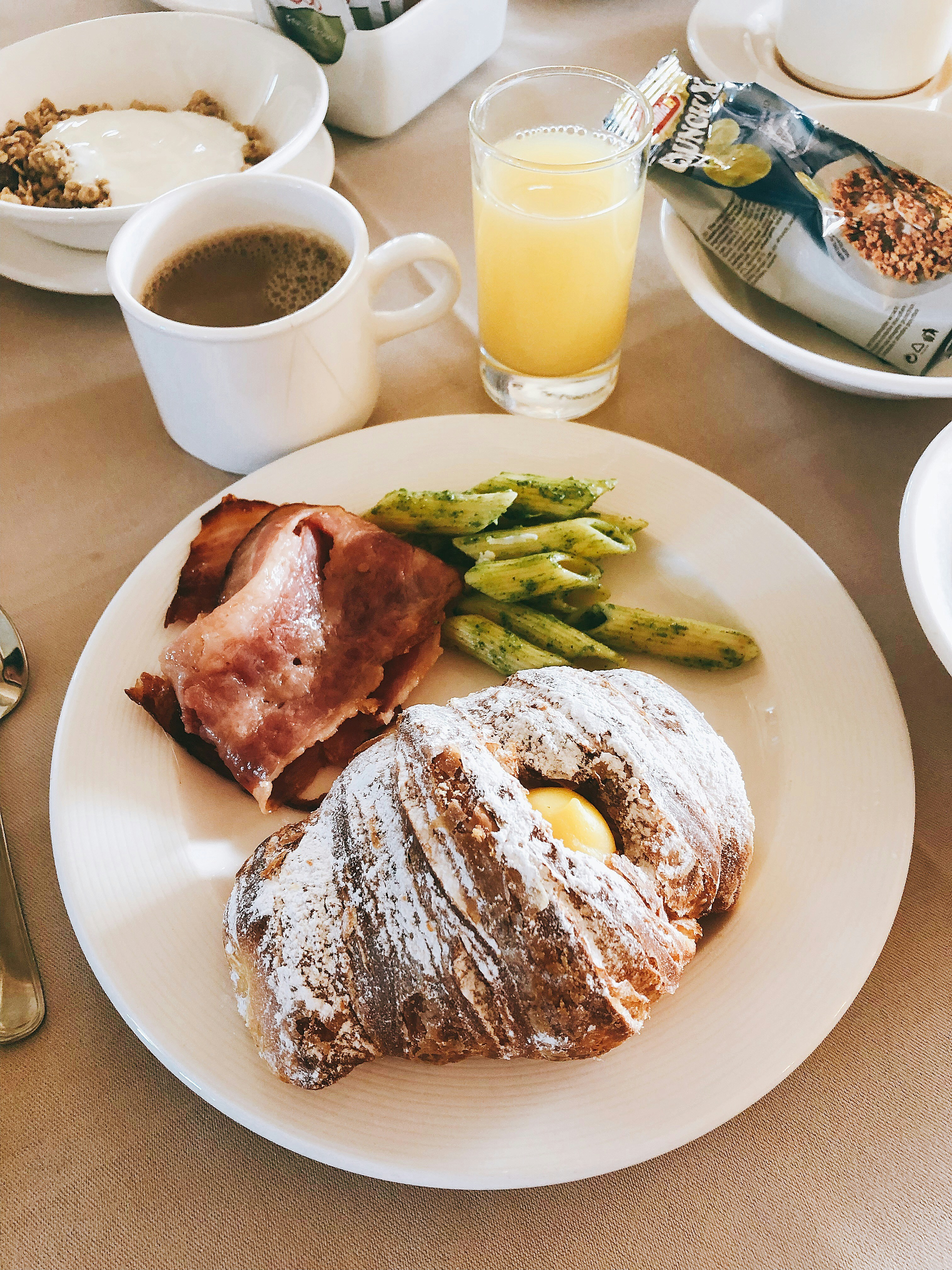 O que comer no café da manhã pra ter mais energia o dia todo