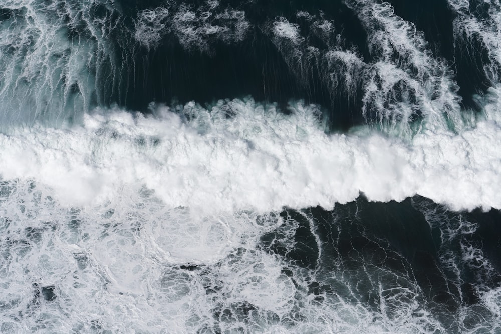 aerial photo of sea waves