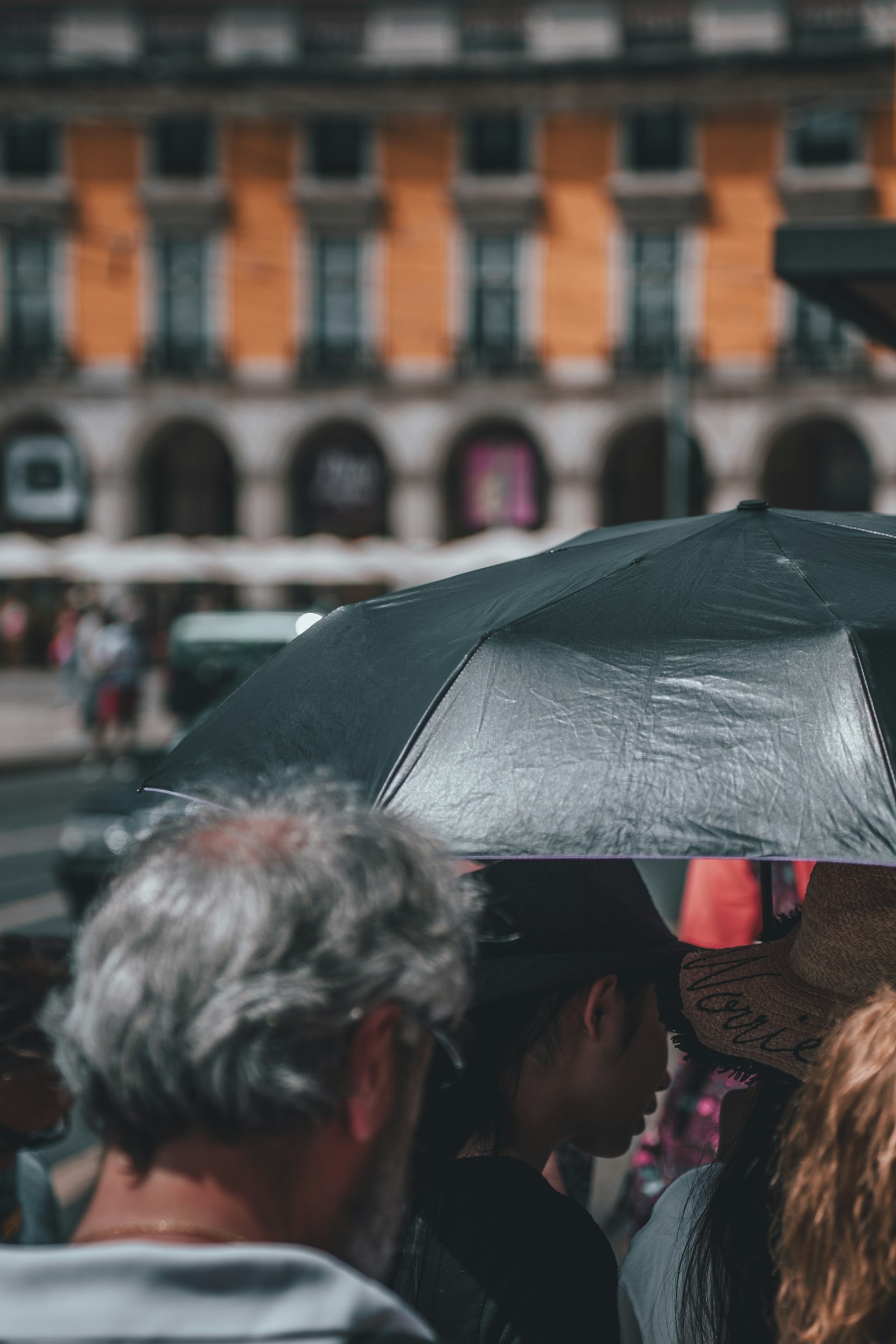 Canon EOS 5D + Canon 24.0-70.0 mm sample photo. Women using black umbrella photography