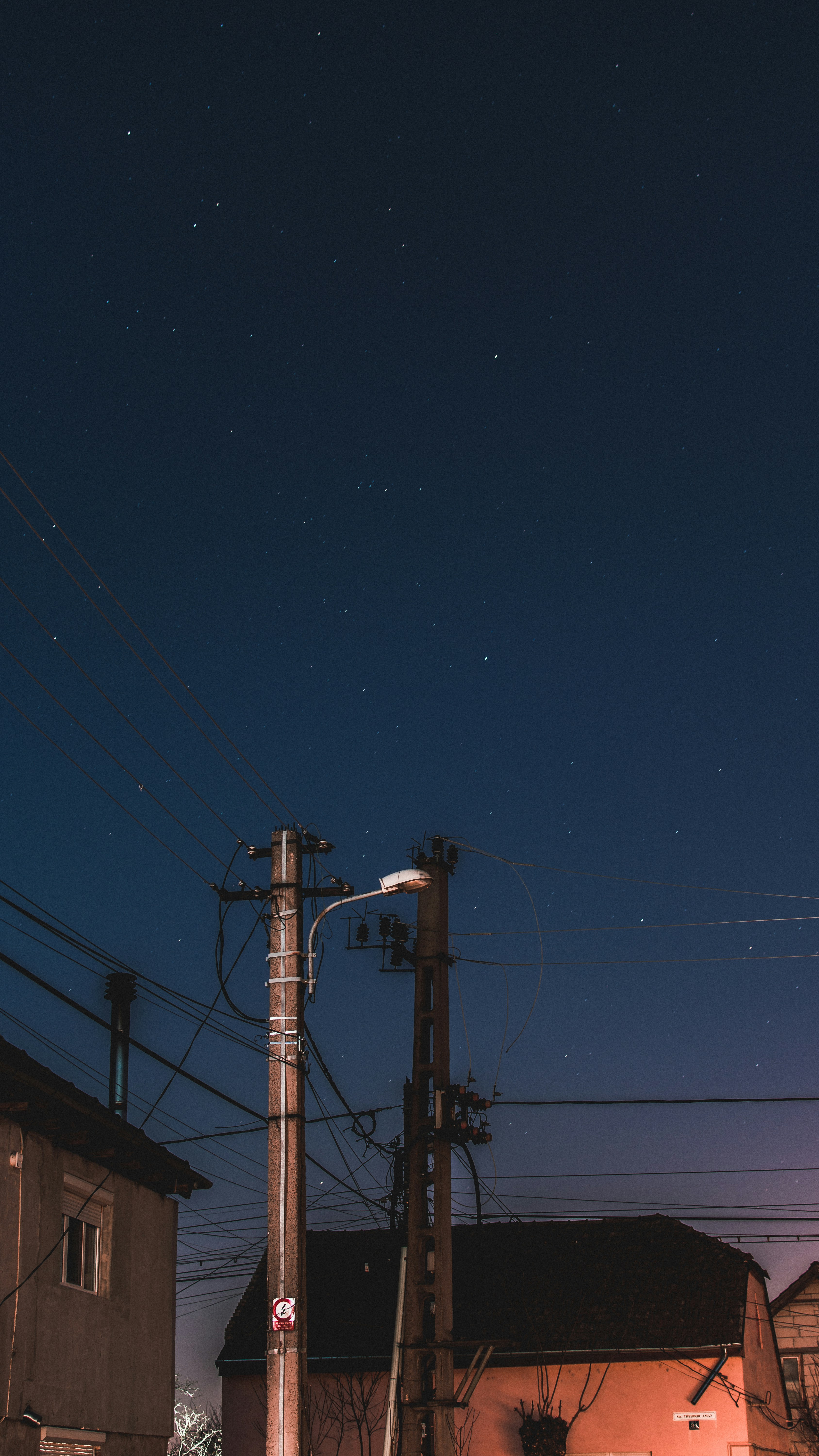 Photo by imkrisztian