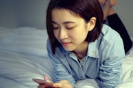 woman surfing on ipHone