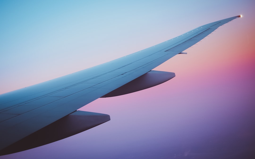 airplane wing,