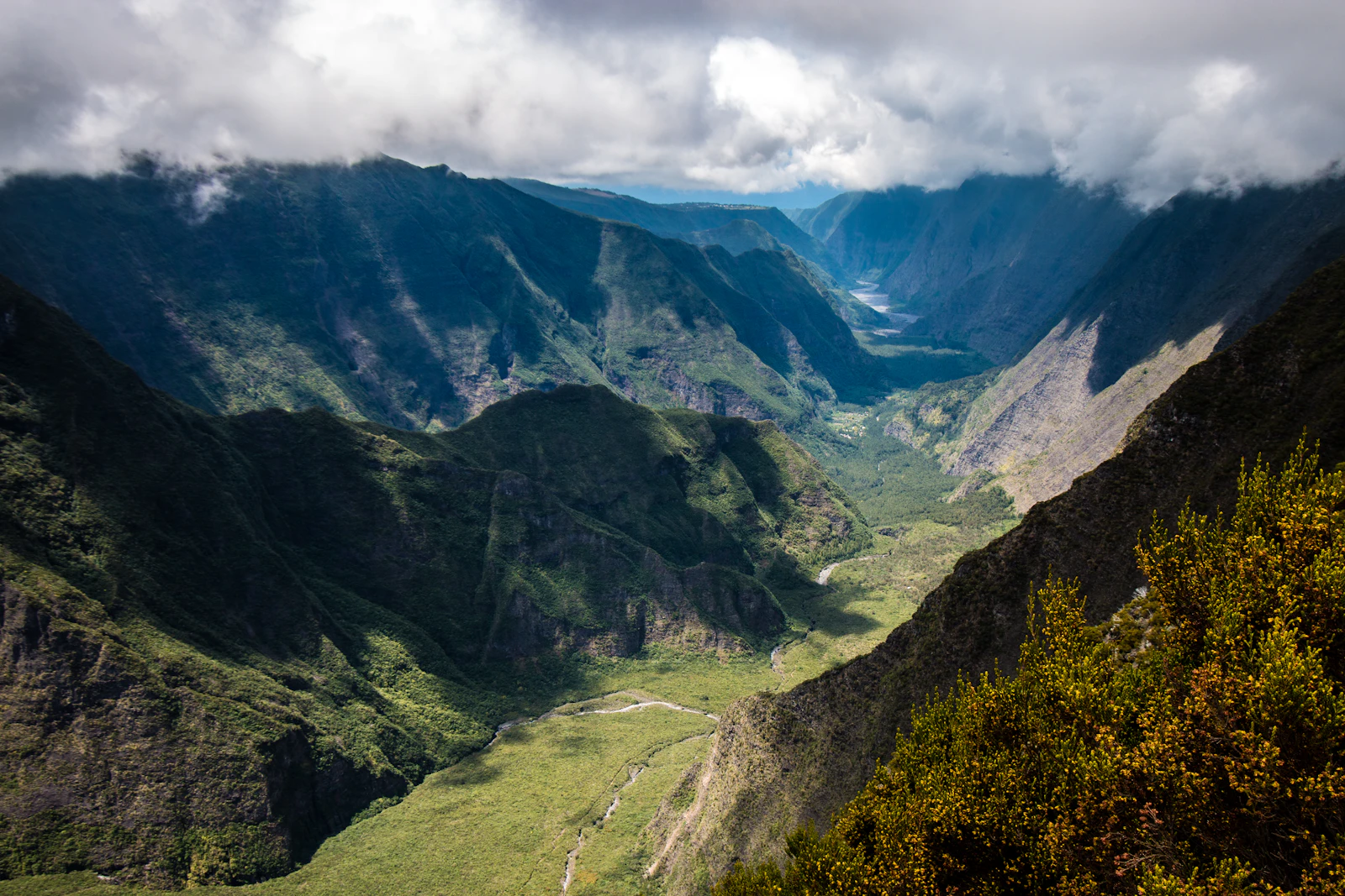 The Rivière des Remparts gorge below the volcano, from the air — Réunion