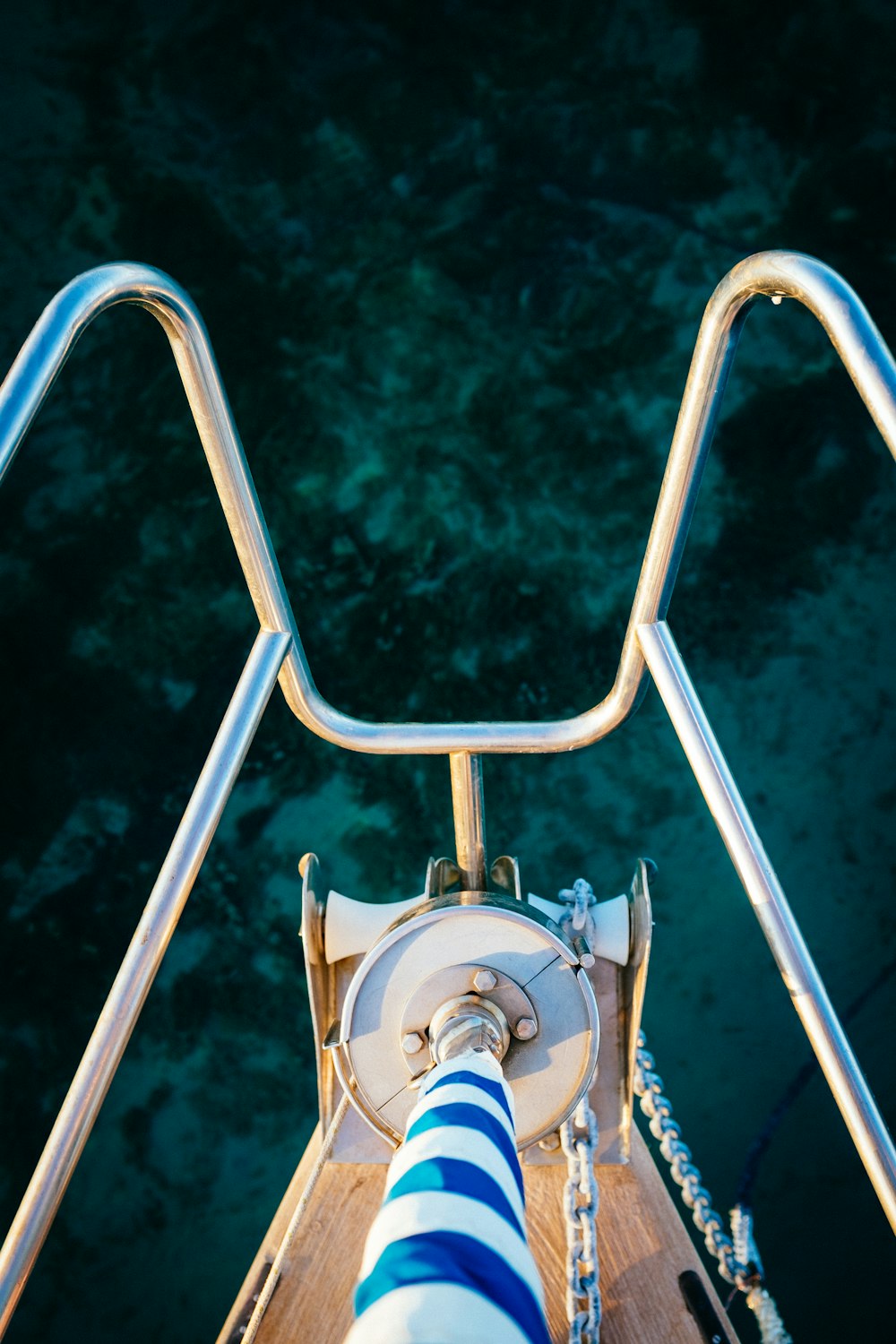 close up photography of boat point