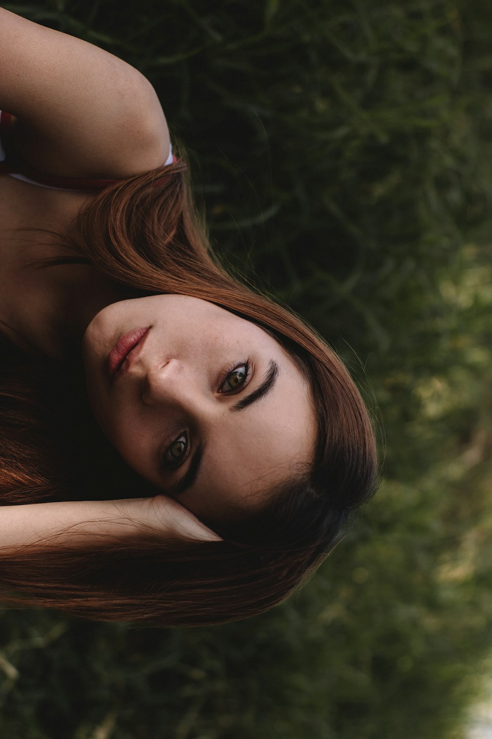 woman with brown hair during daytime